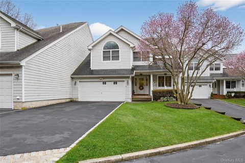 2 Crescent Court Centerport NY 11721