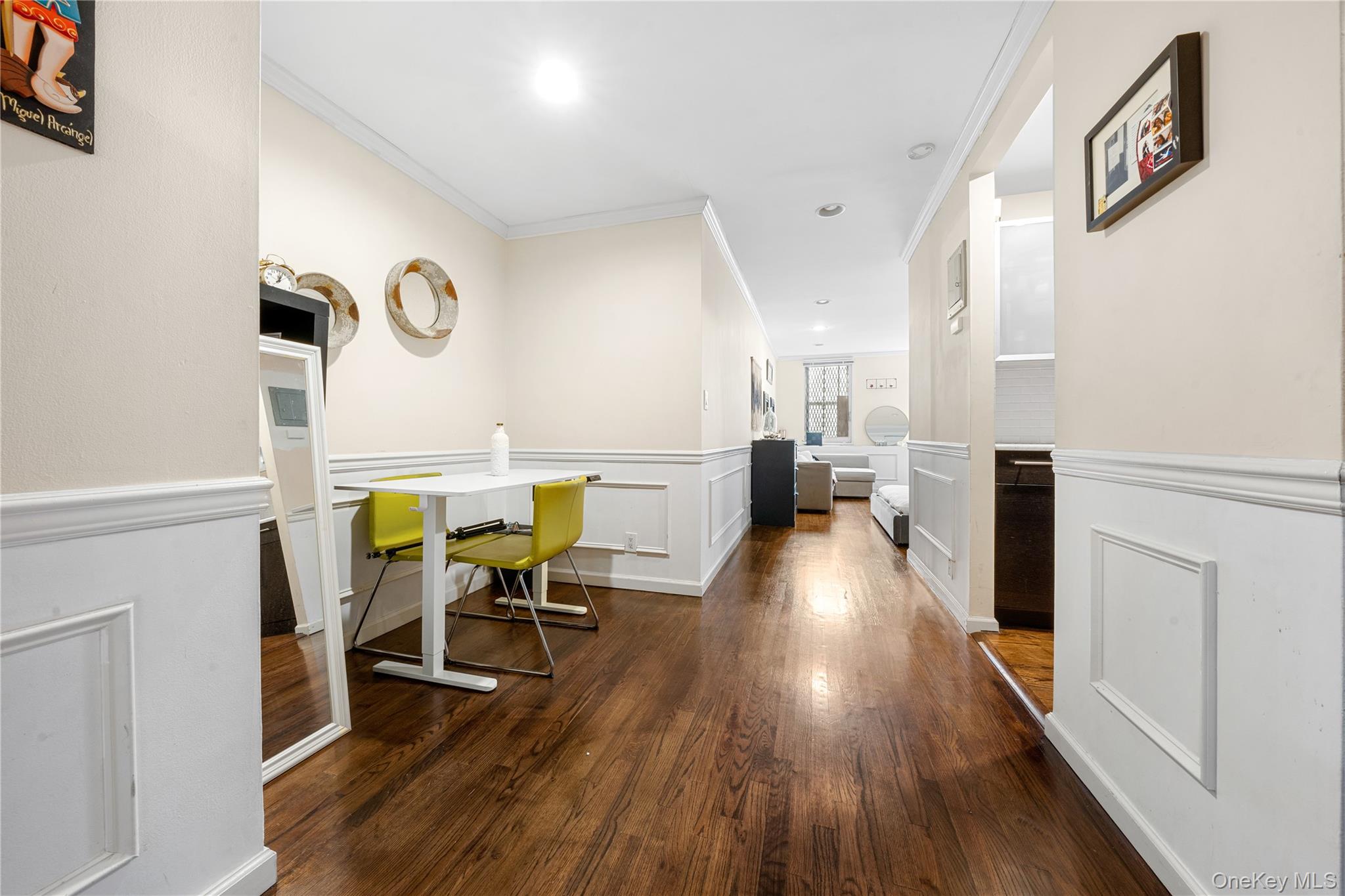 215 E 77TH Street 4D