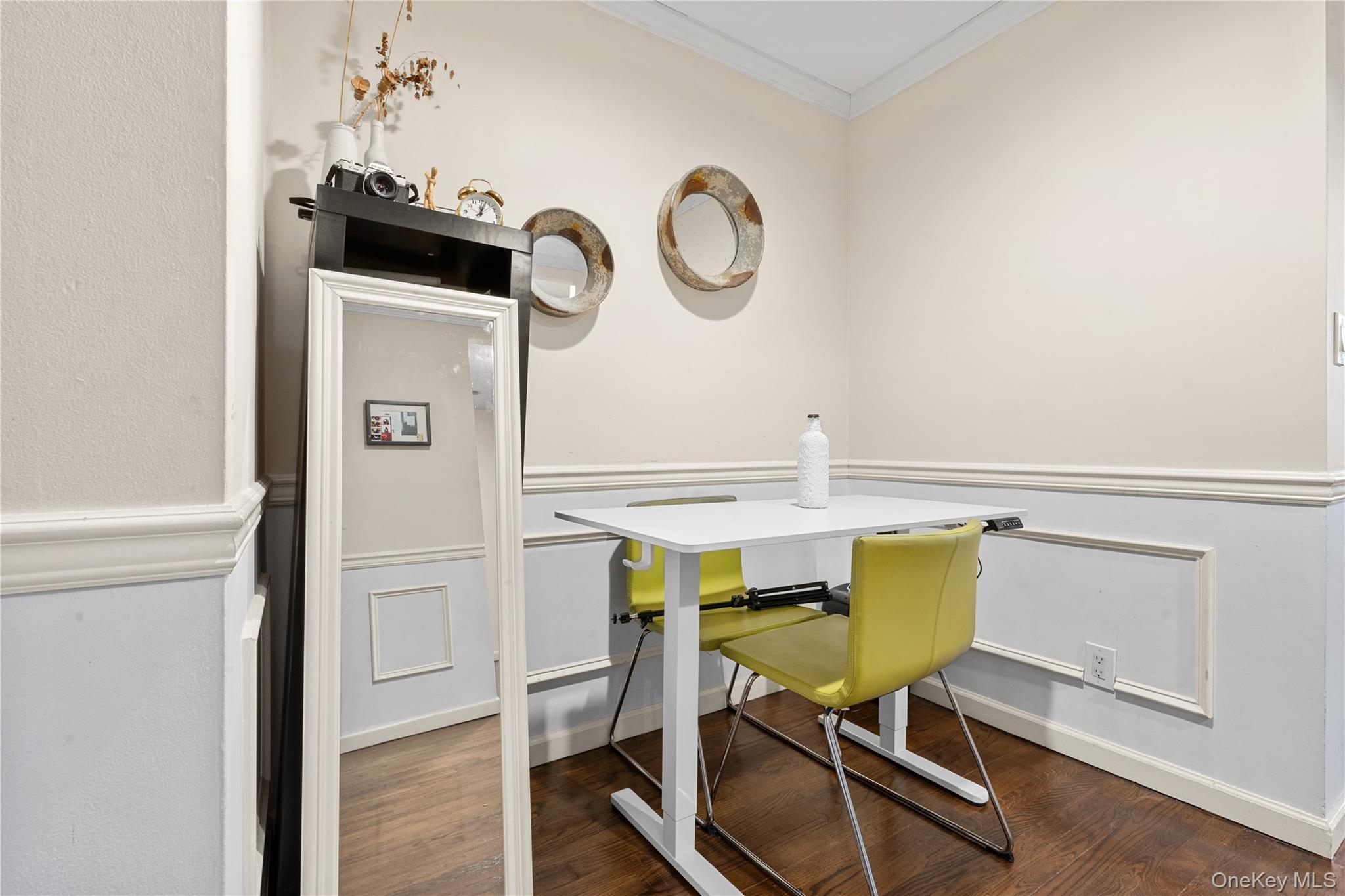 215 E 77TH Street 4D