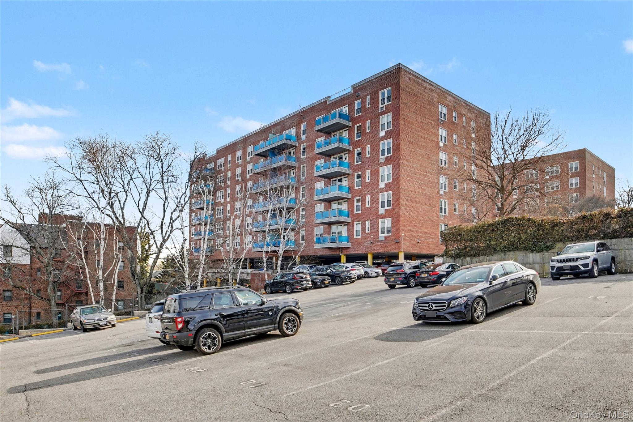 14 Westview Avenue 701