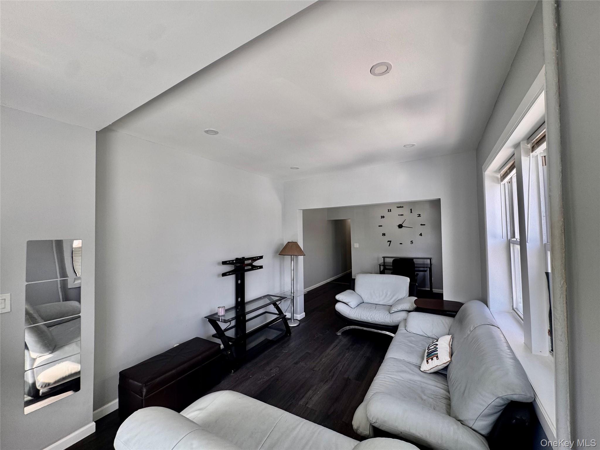 645 E Beech Street 2