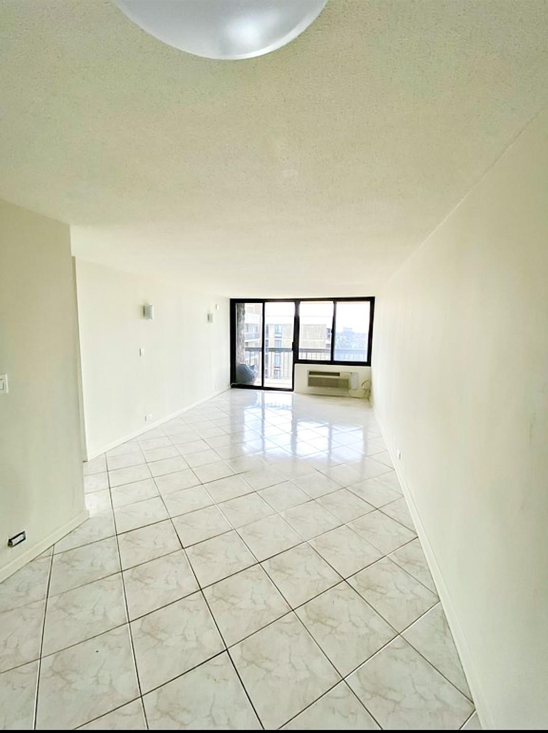 150-38 Union Turnpike #PHF, Kew Garden Hills, New York image 5