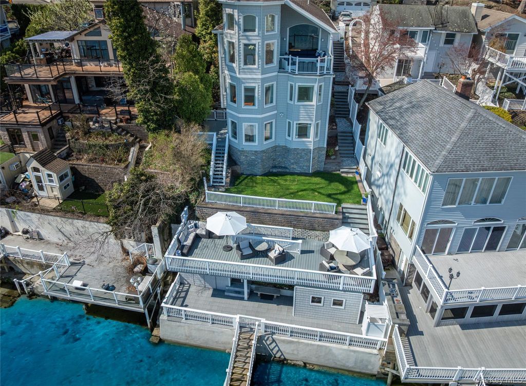 Photo of 565 McKinley Terrace, Centerport, NY 11721 (MLS # 983009)