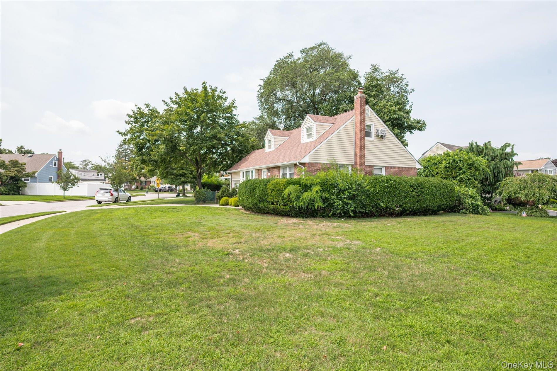 1162 Whitehall Lane