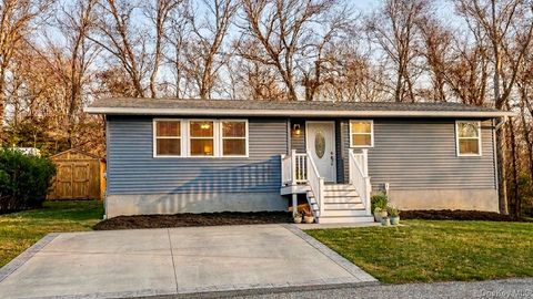 Homes For Sale - 20 Walker Road<br/> Highland Falls, NY 10928