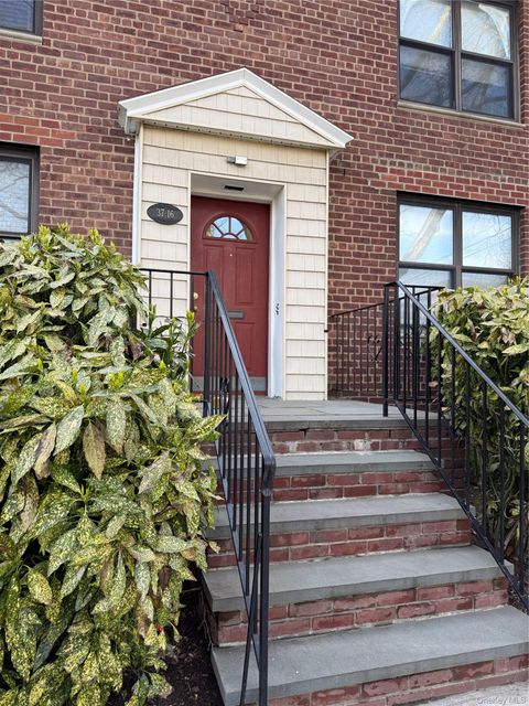 Photo of 37-16 191st Street #152, Flushing, NY 11358 (MLS # 986097)