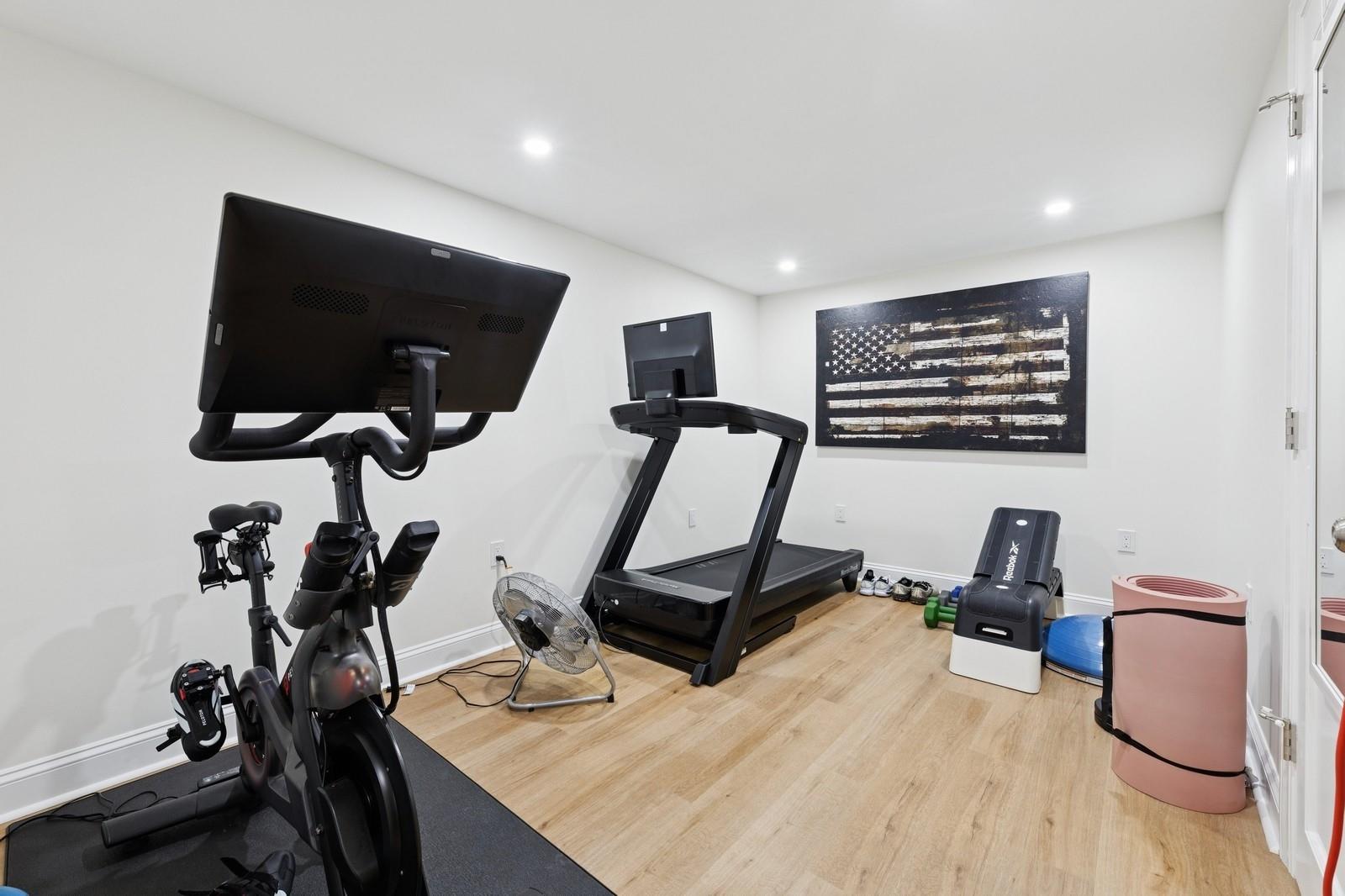 12 The Promenade, New City, New York image 33