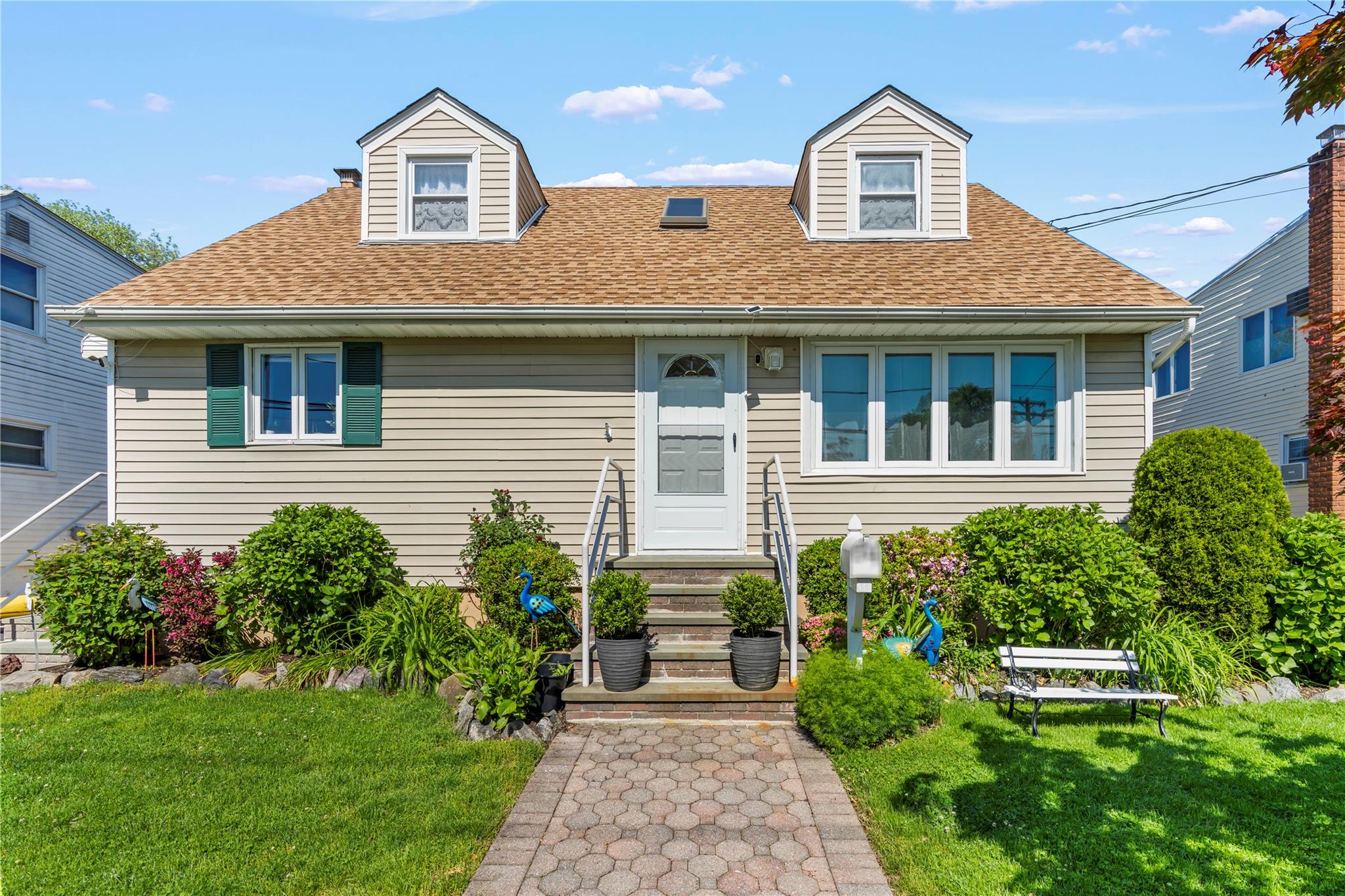 64 Chester Road, Lynbrook, New York image 1