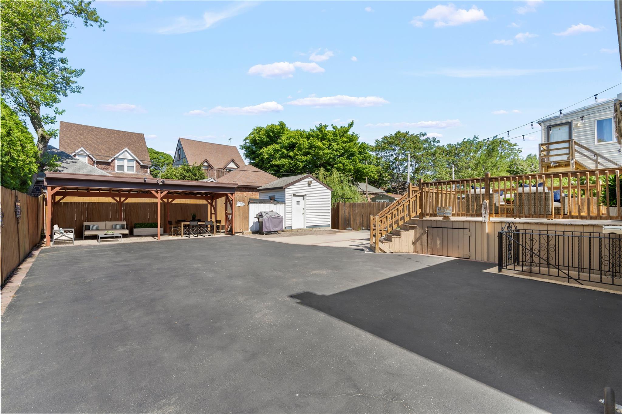 64 Chester Road, Lynbrook, New York image 32