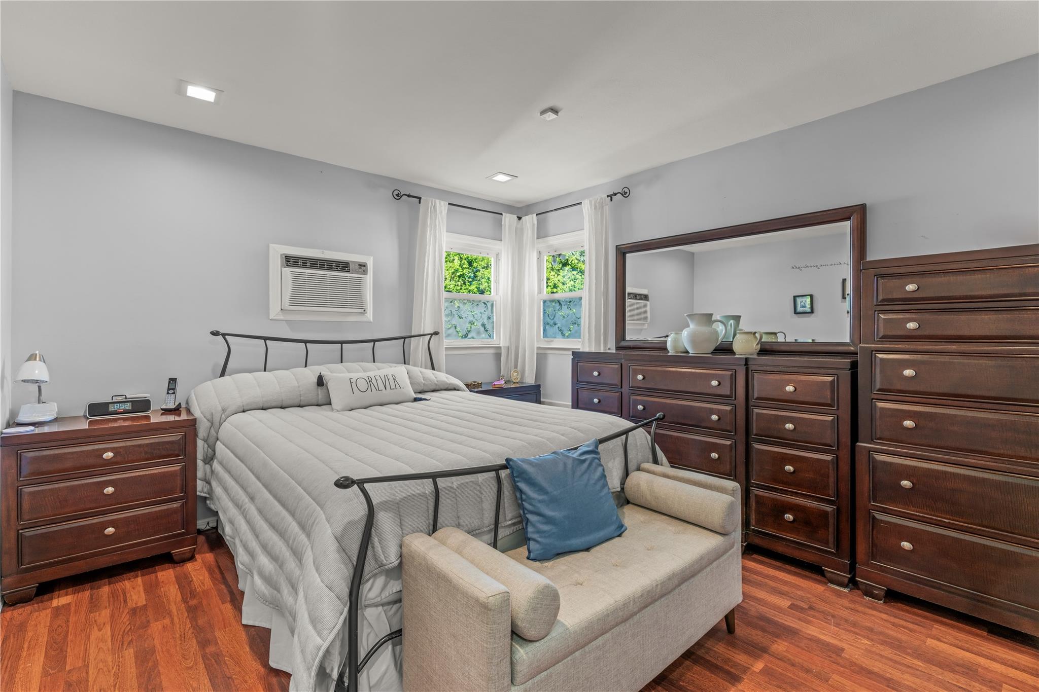 64 Chester Road, Lynbrook, New York image 11