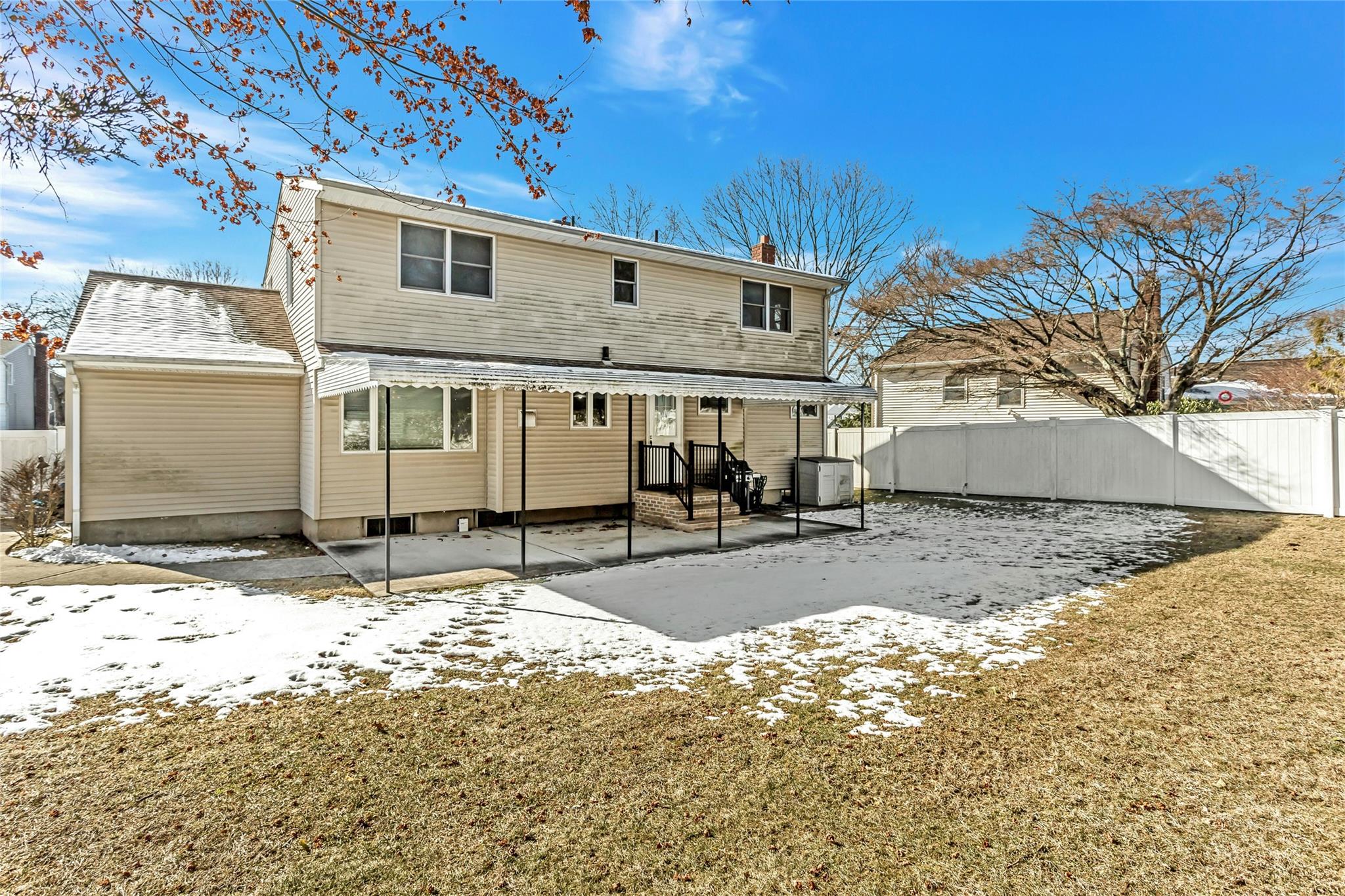 33 Clearwater Drive, Plainview, New York image 23