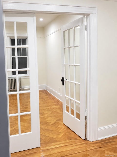 Apartment For Rent - 23805 Braddock Avenue<br/> Queens County, Bellerose, NY 11426