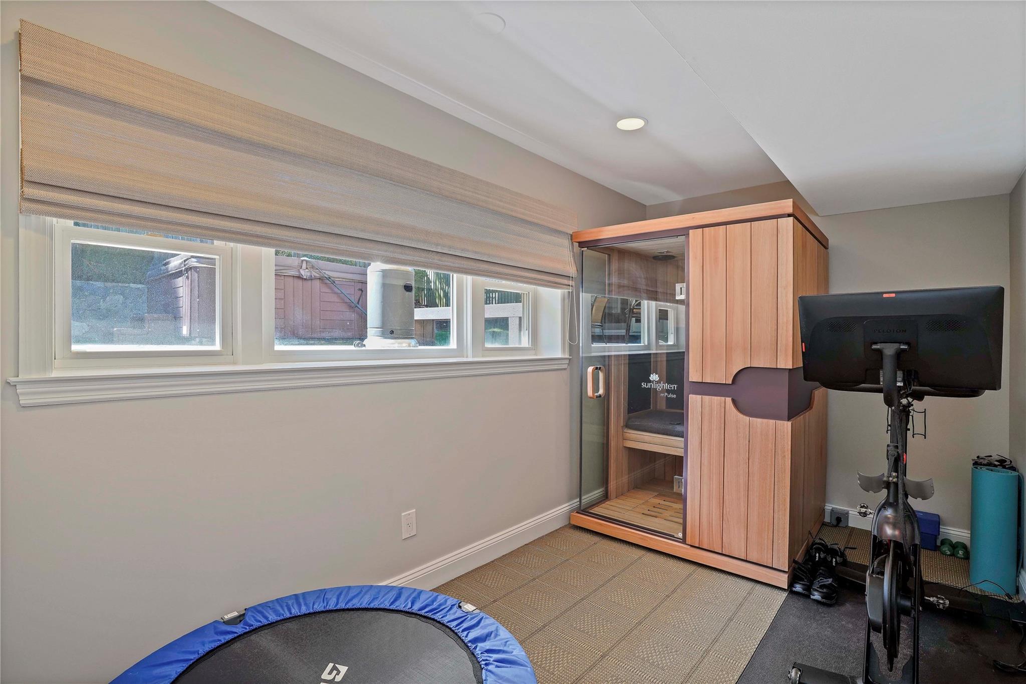 24 Hemlock Road, Hartsdale, New York image 29