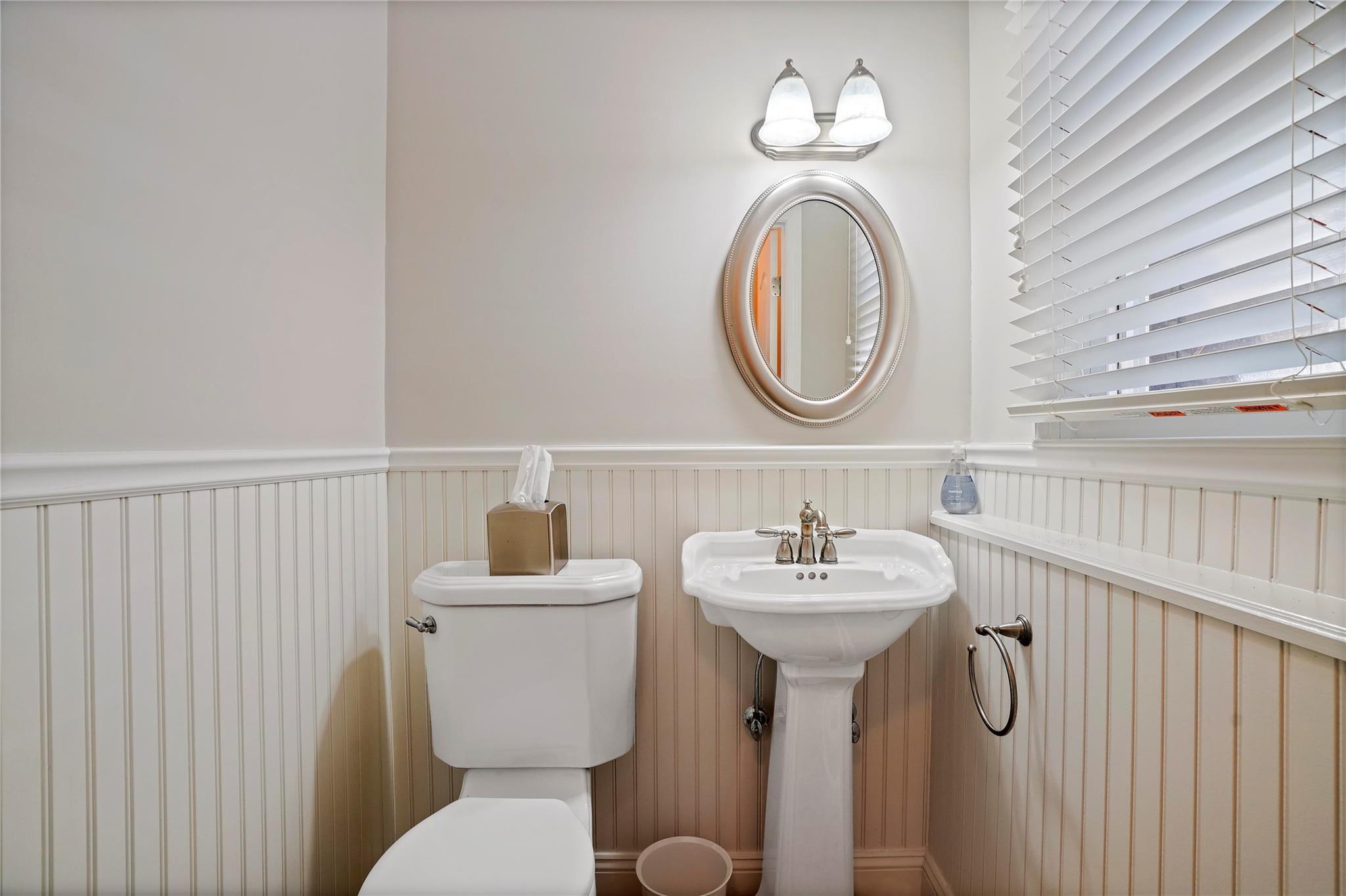 24 Hemlock Road, Hartsdale, New York image 30