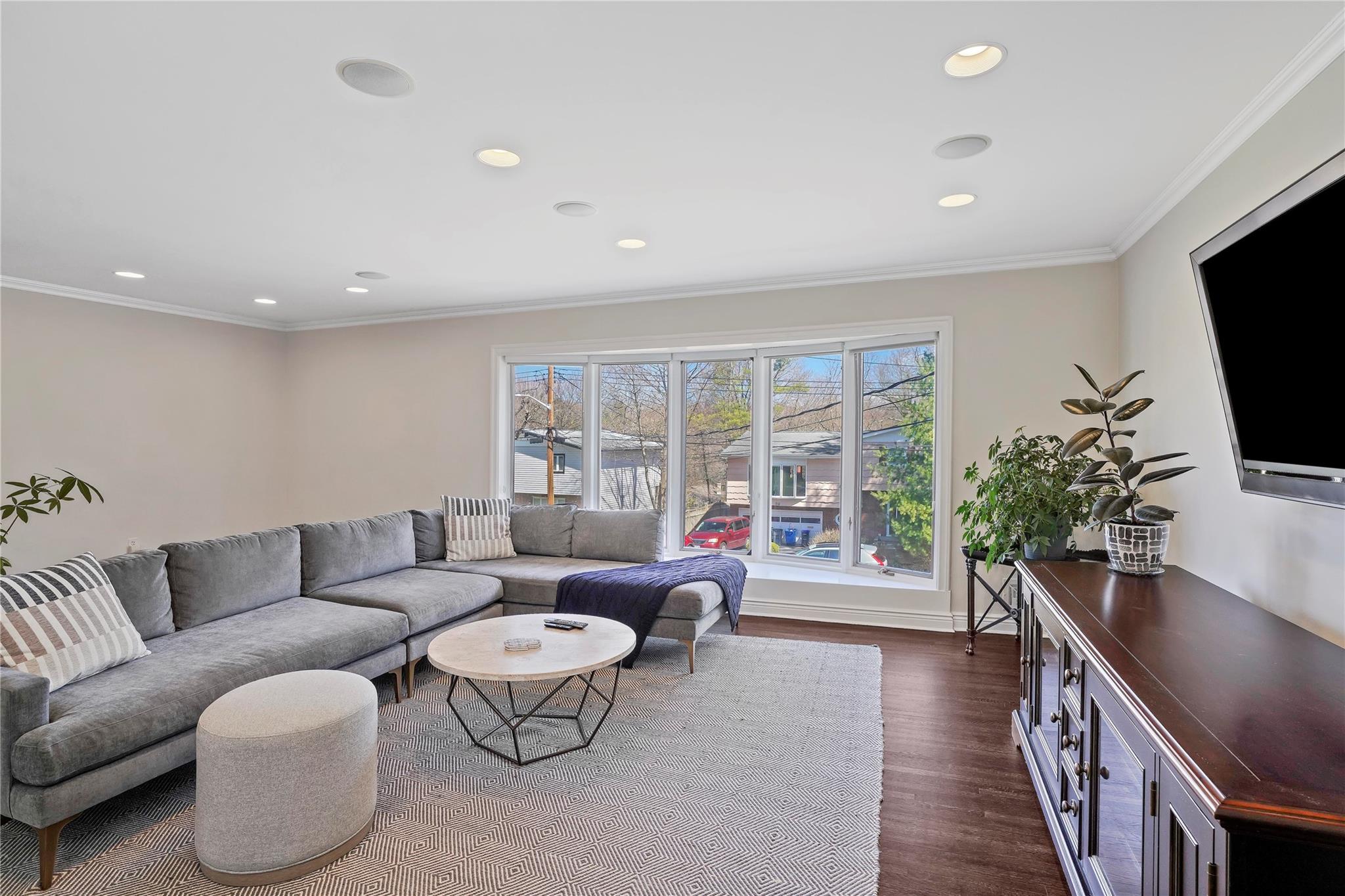 24 Hemlock Road, Hartsdale, New York image 11