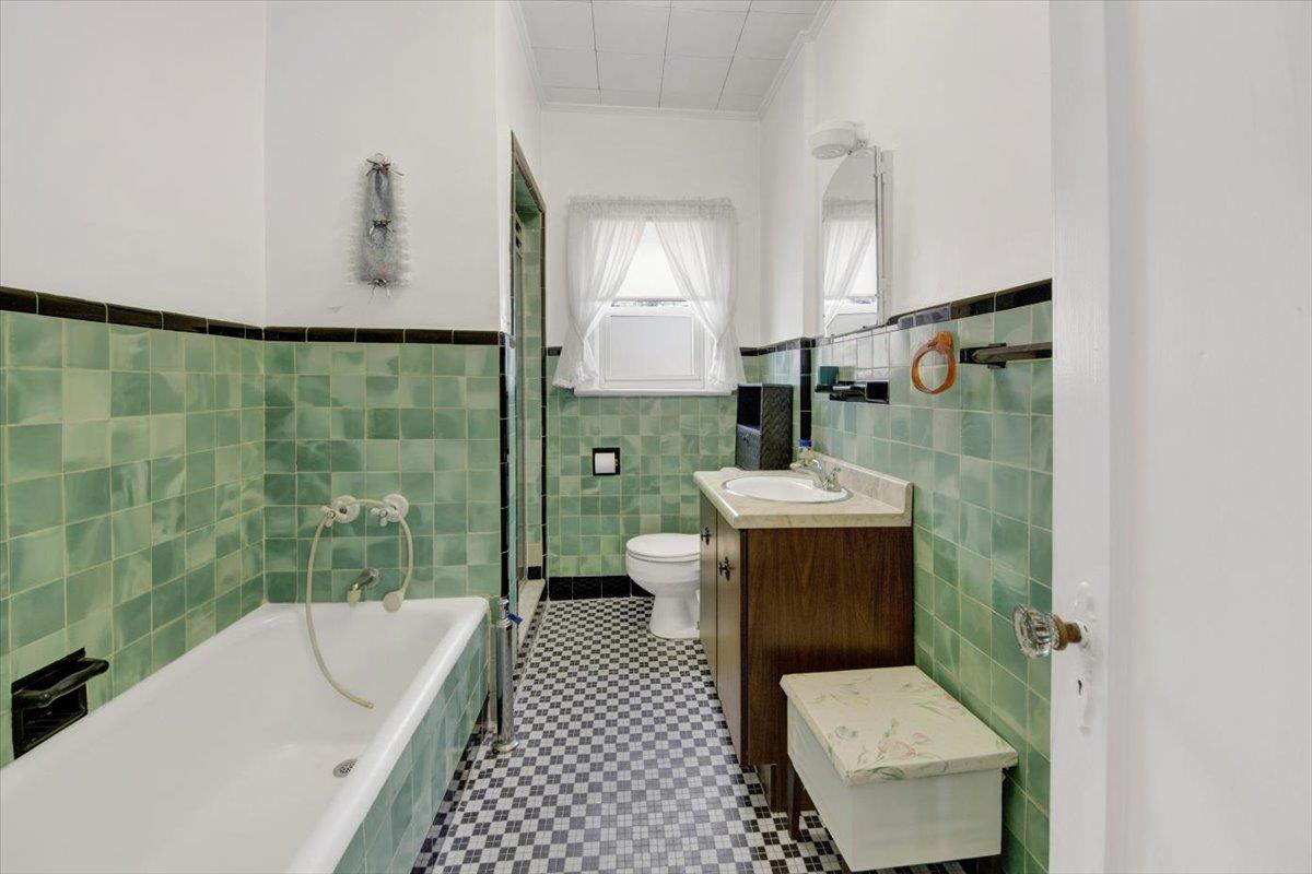 49 Boone Street, Yonkers, New York image 11
