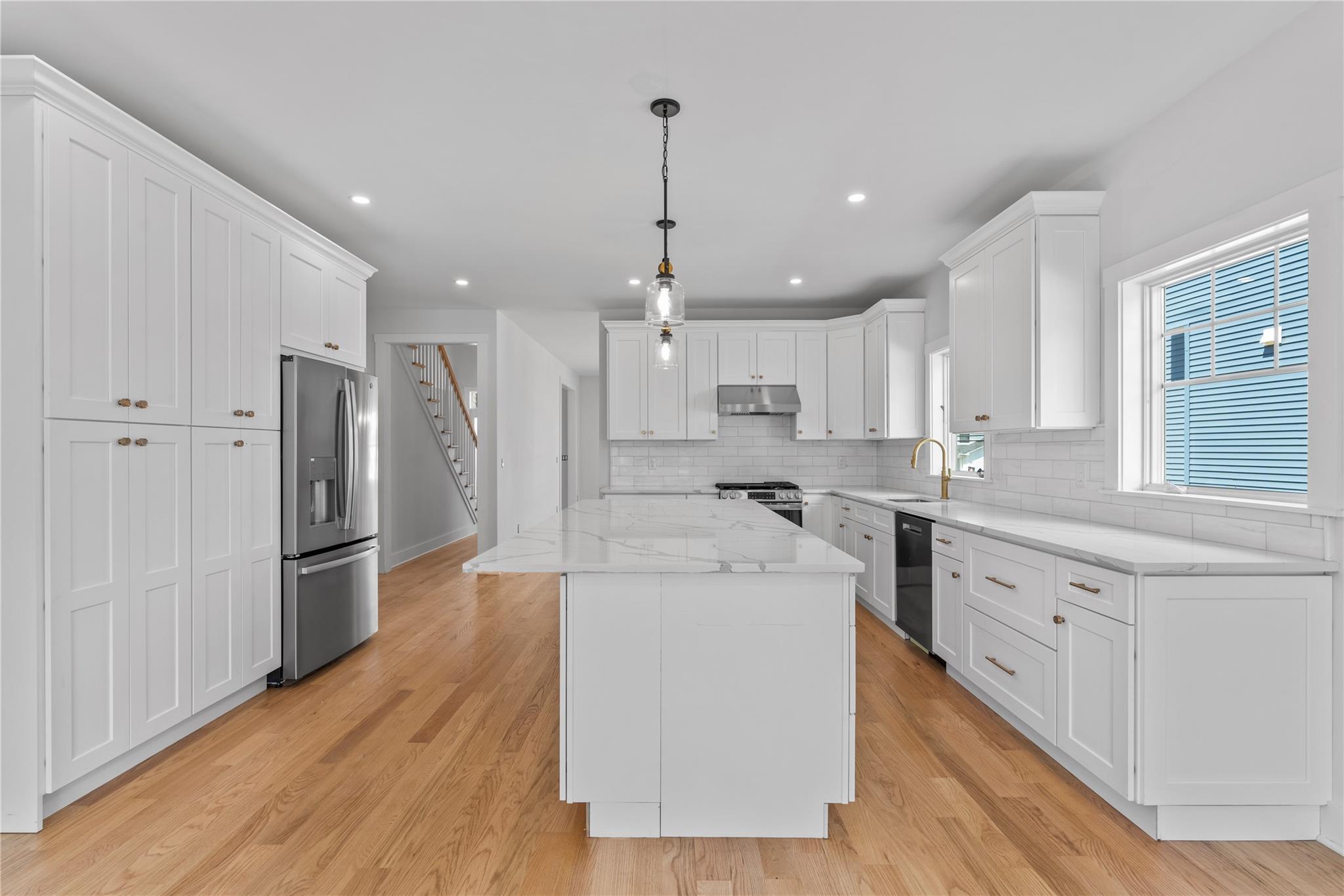 King Street, Port Chester, New York - 4 Bedrooms  
4 Bathrooms  
15 Rooms - 