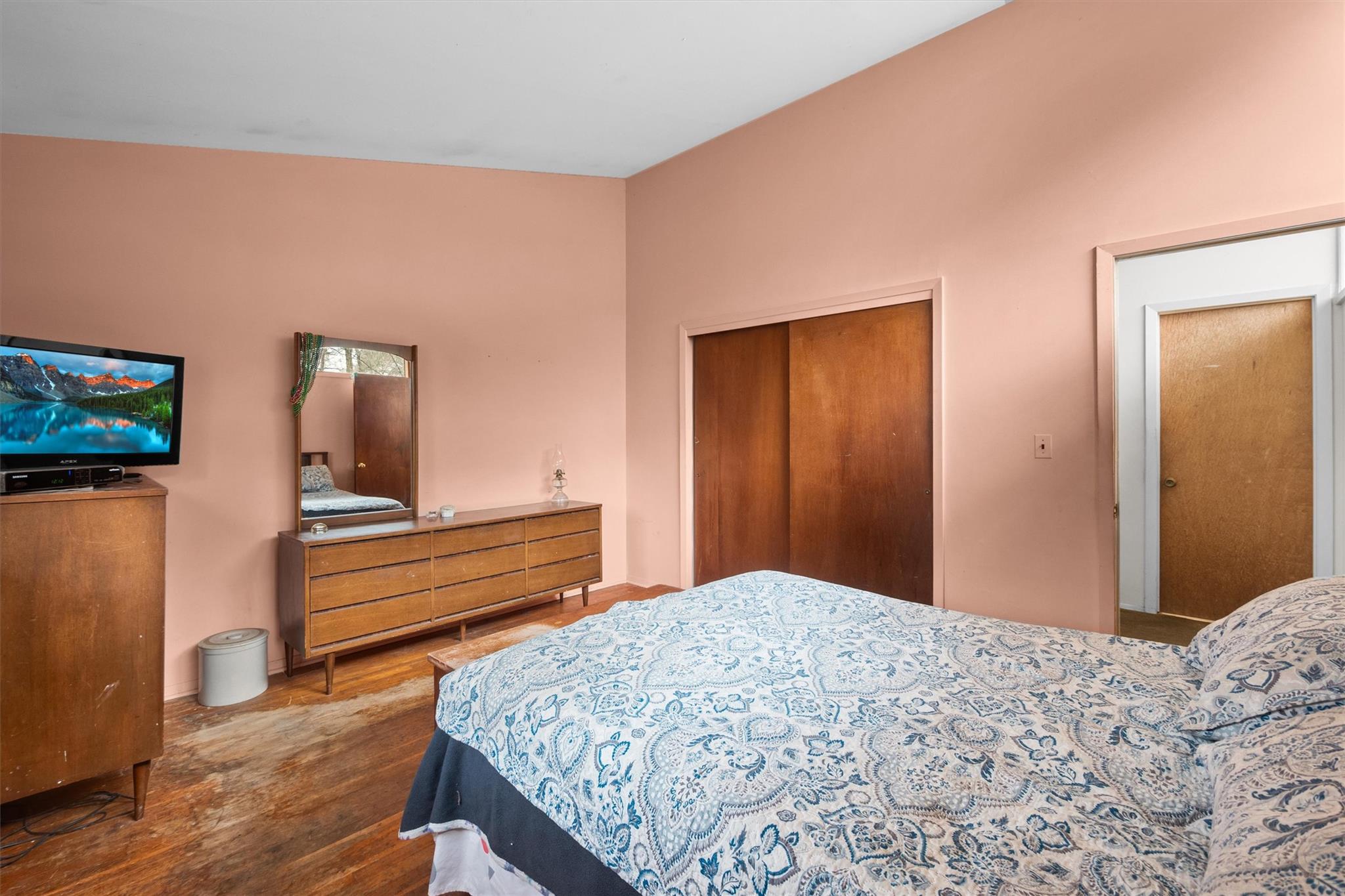 705 Abbey Lane, Valley Cottage, New York image 27