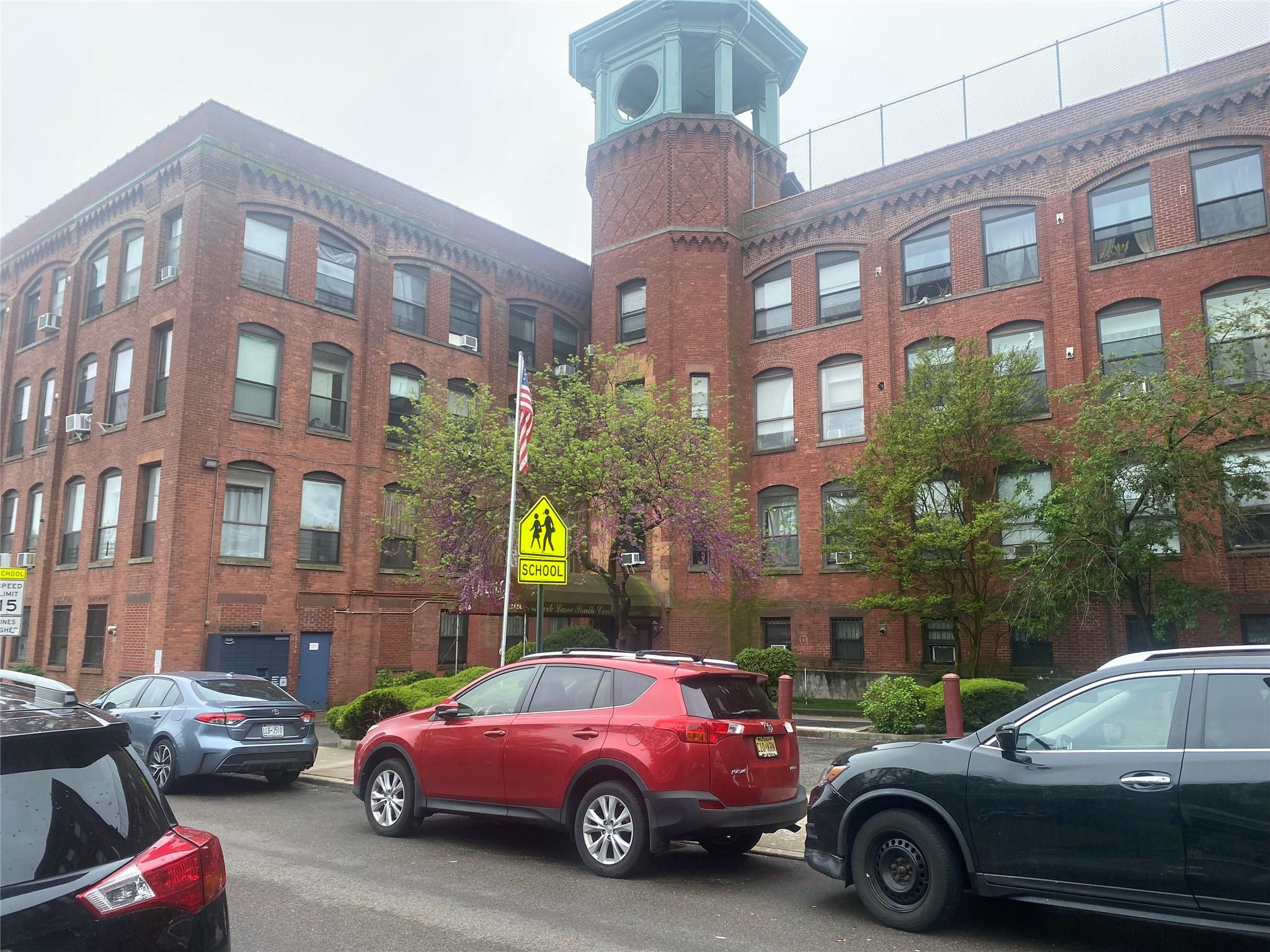 Property for Sale at 101st Street 3U, Richmond Hill, Queens, NY - Bedrooms: 2 
Bathrooms: 1 
Rooms: 4  - $399,000