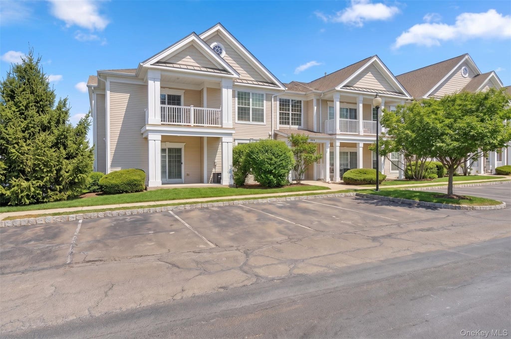 Photo of 1317 Saratoga Lane, Fishkill, NY 12524 (MLS # 1045053)