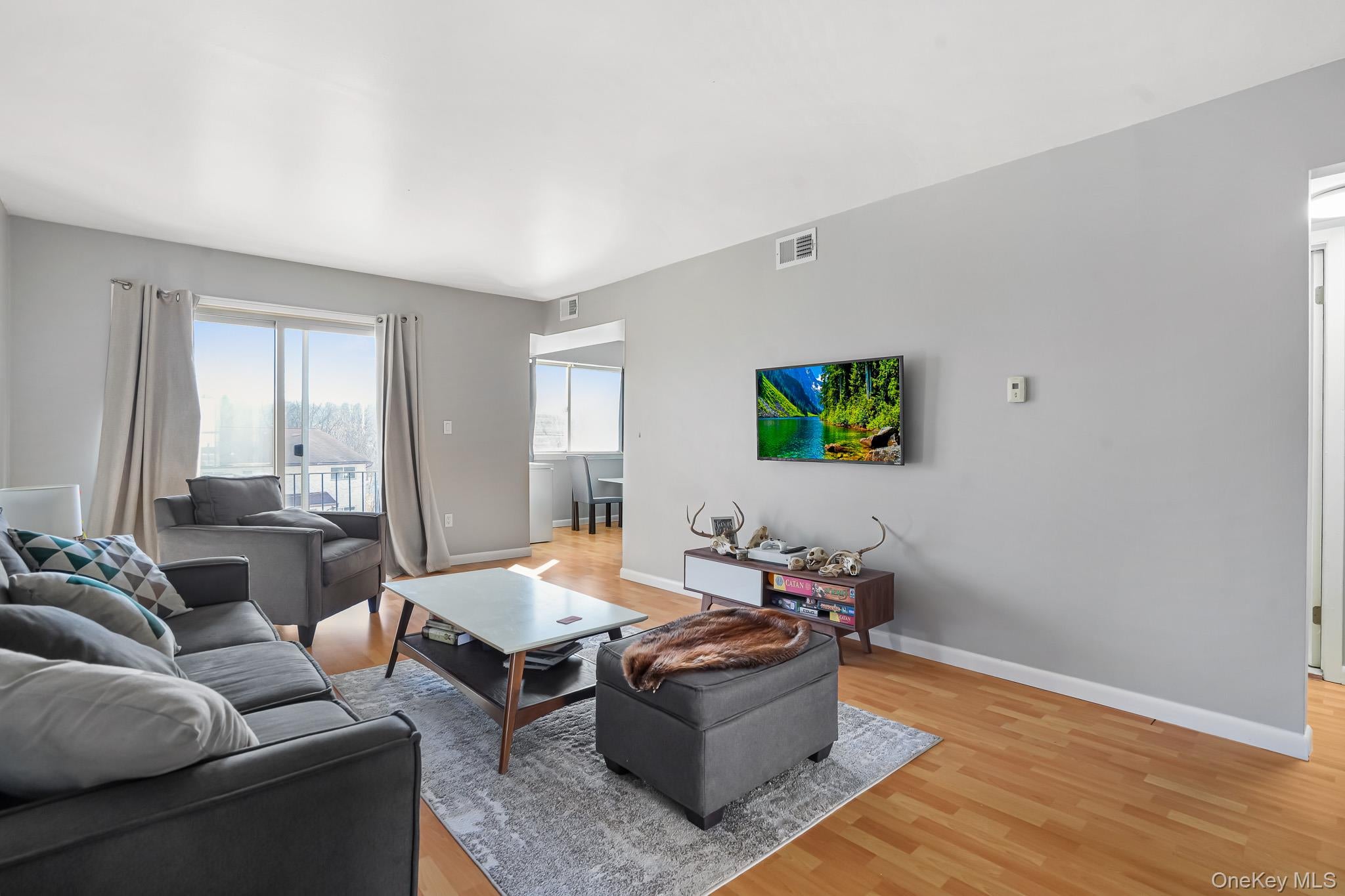 26 Cooper Road 411
