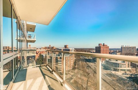 640 W 237 Street 10A Bronx NY 10463