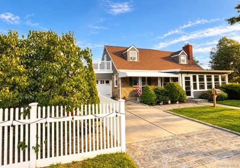Photo of 630 9 Street, Garden City South, NY 11552 (MLS # 1047490)