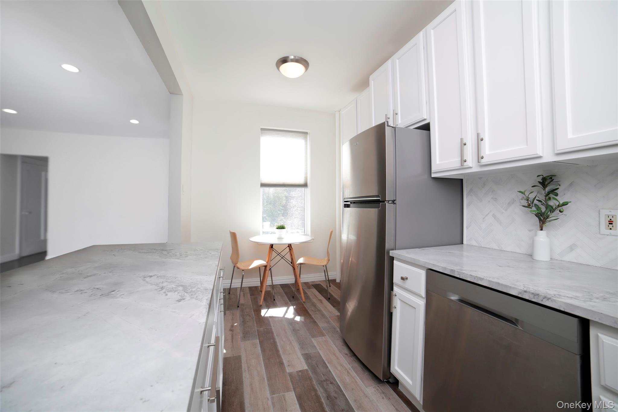 472 Gramatan Avenue F3