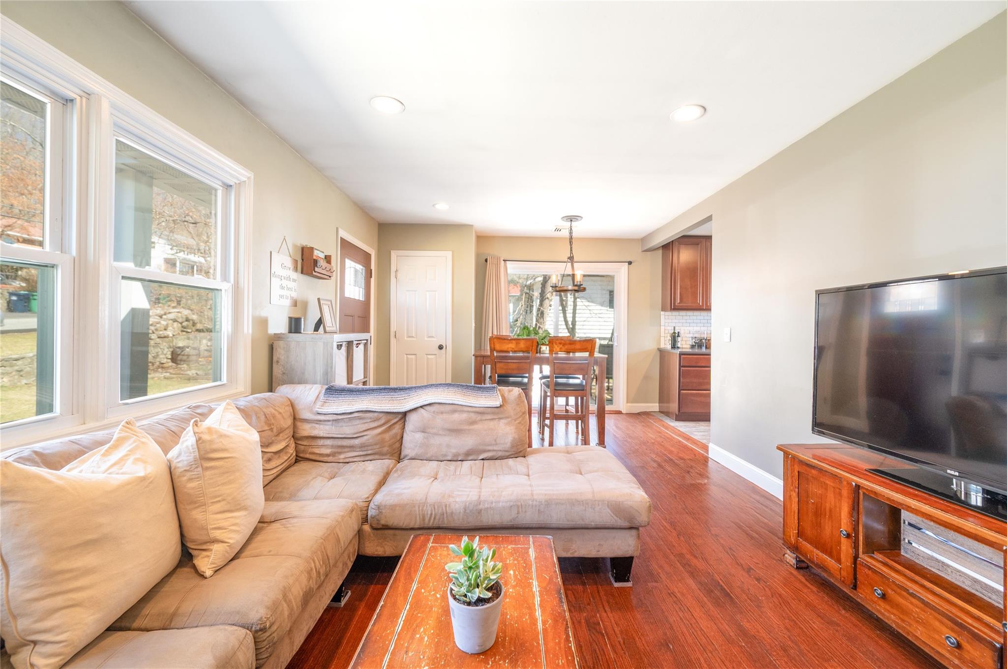 69 Aqueduct Road, Garrison, New York image 6