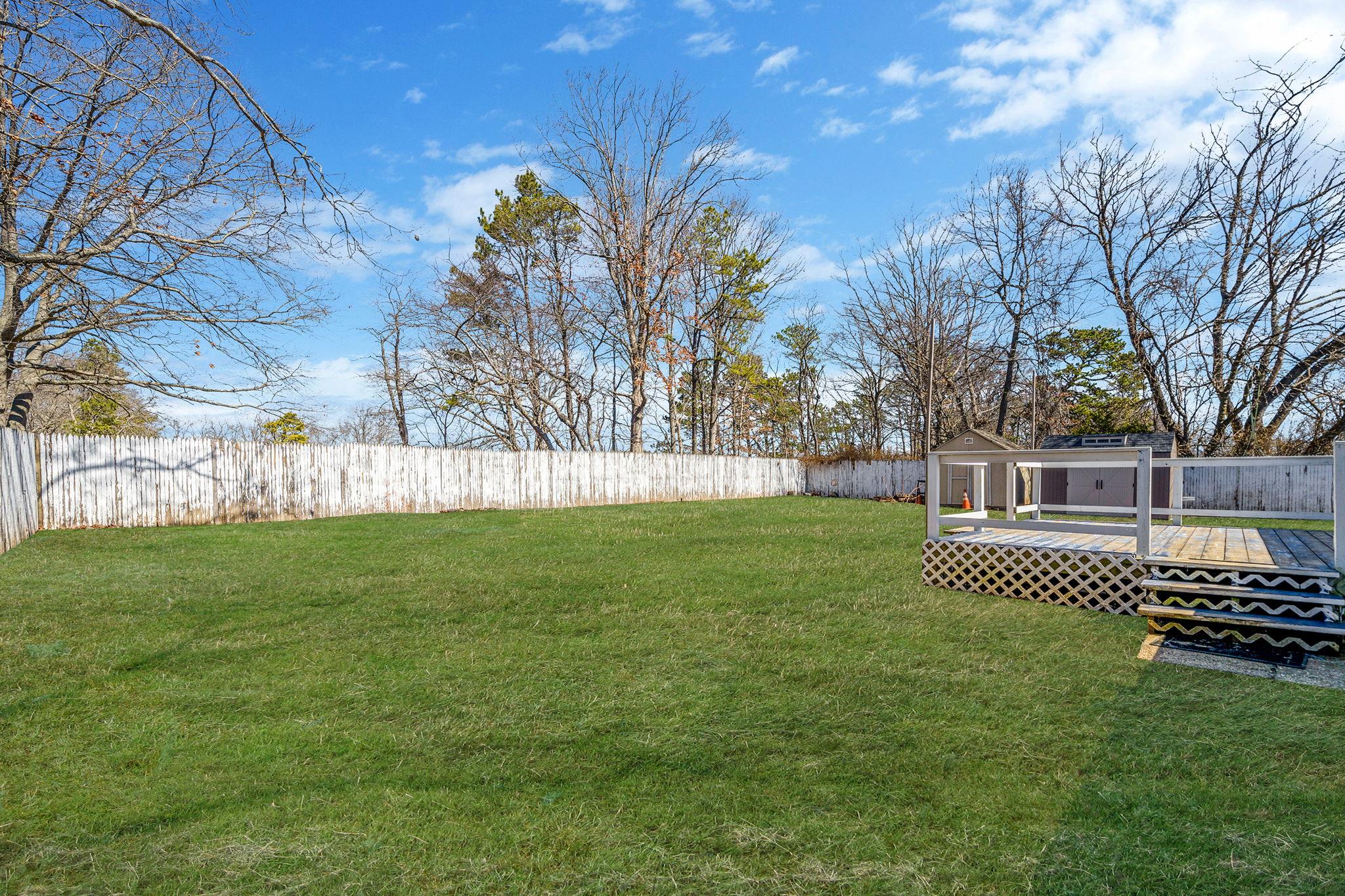 125 W Mockingbird Lane, Brentwood, New York image 27