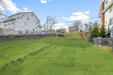 Vacant Land For Sale - Pinebrook Road<br/> New Rochelle, NY 10801