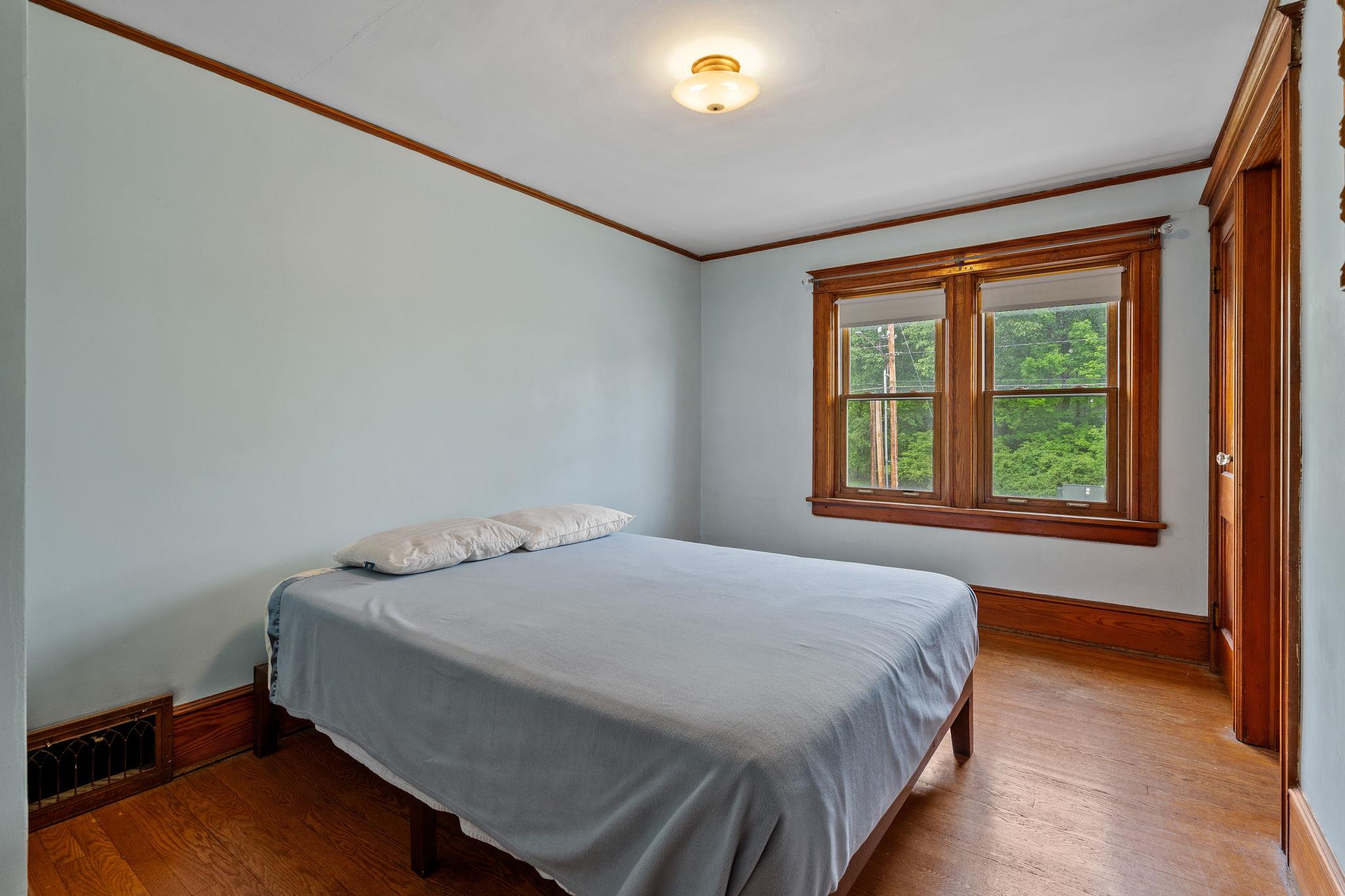 323 Hooker Avenue, Poughkeepsie, New York image 26