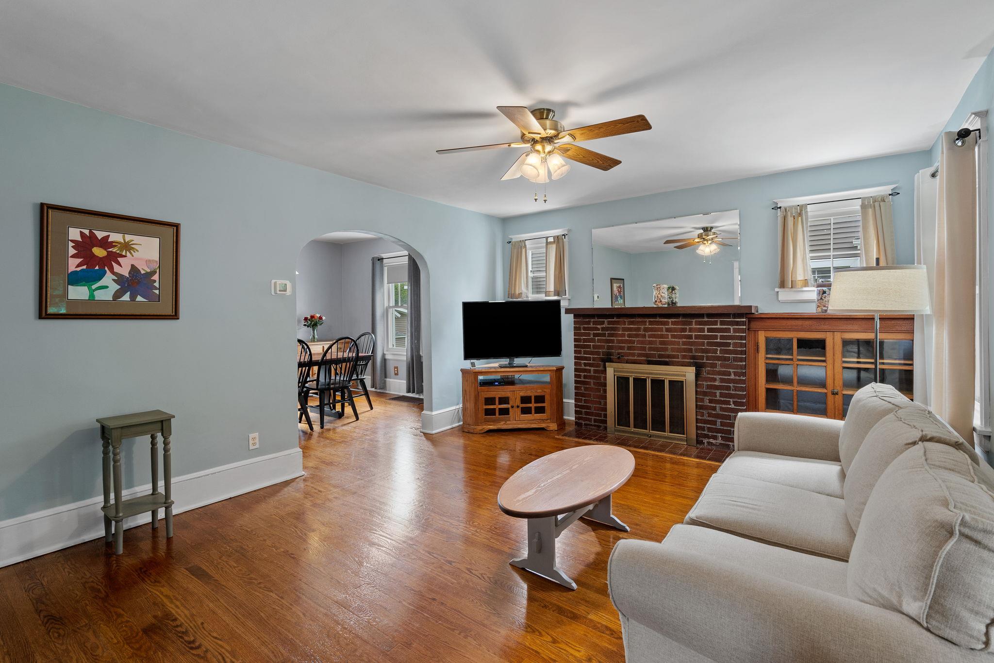 323 Hooker Avenue, Poughkeepsie, New York image 13