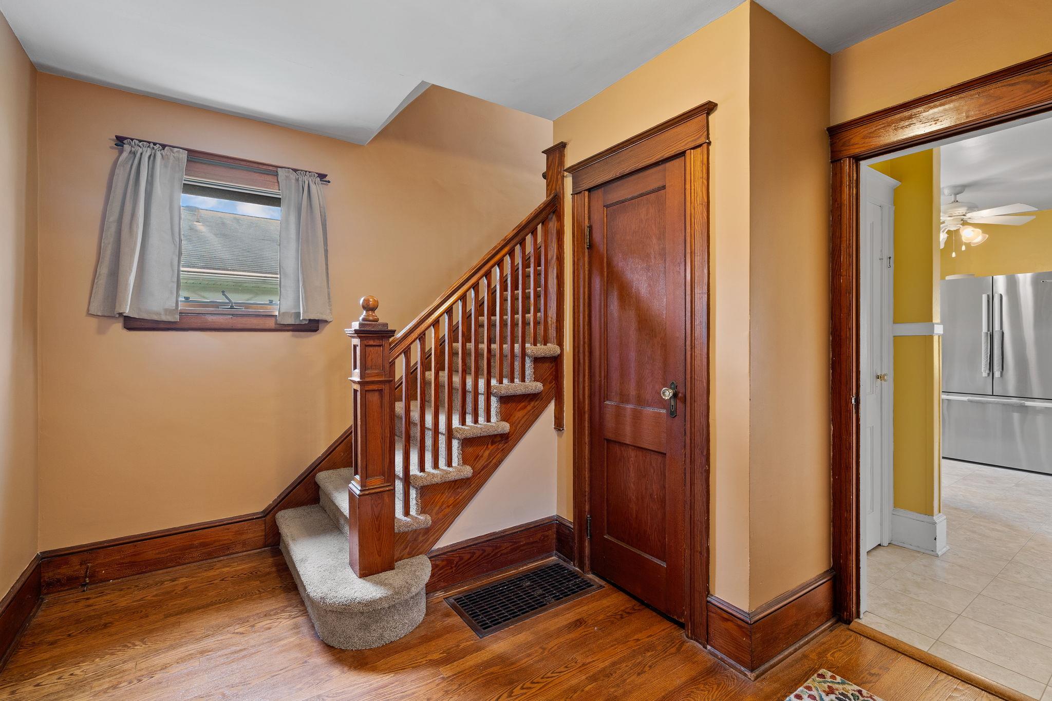 323 Hooker Avenue, Poughkeepsie, New York image 24
