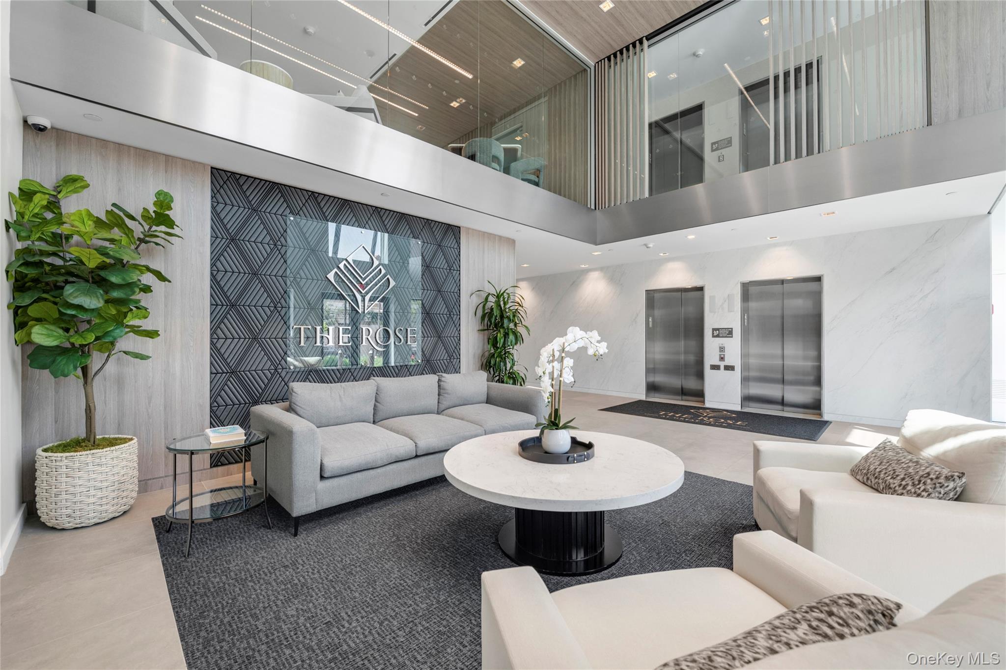 218 Middle Neck Road 206