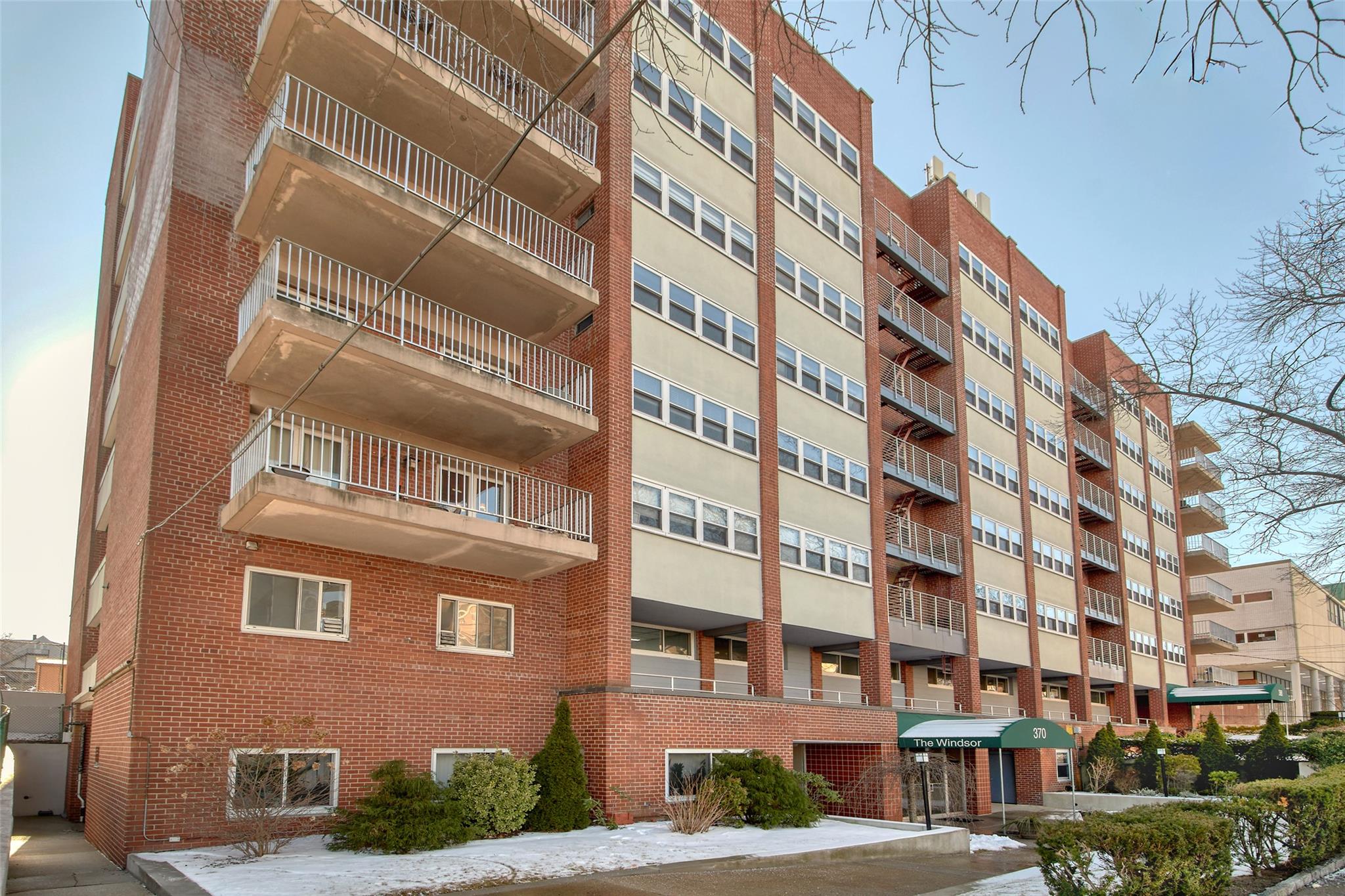 370 Westchester Avenue #6M, Port Chester, New York image 1