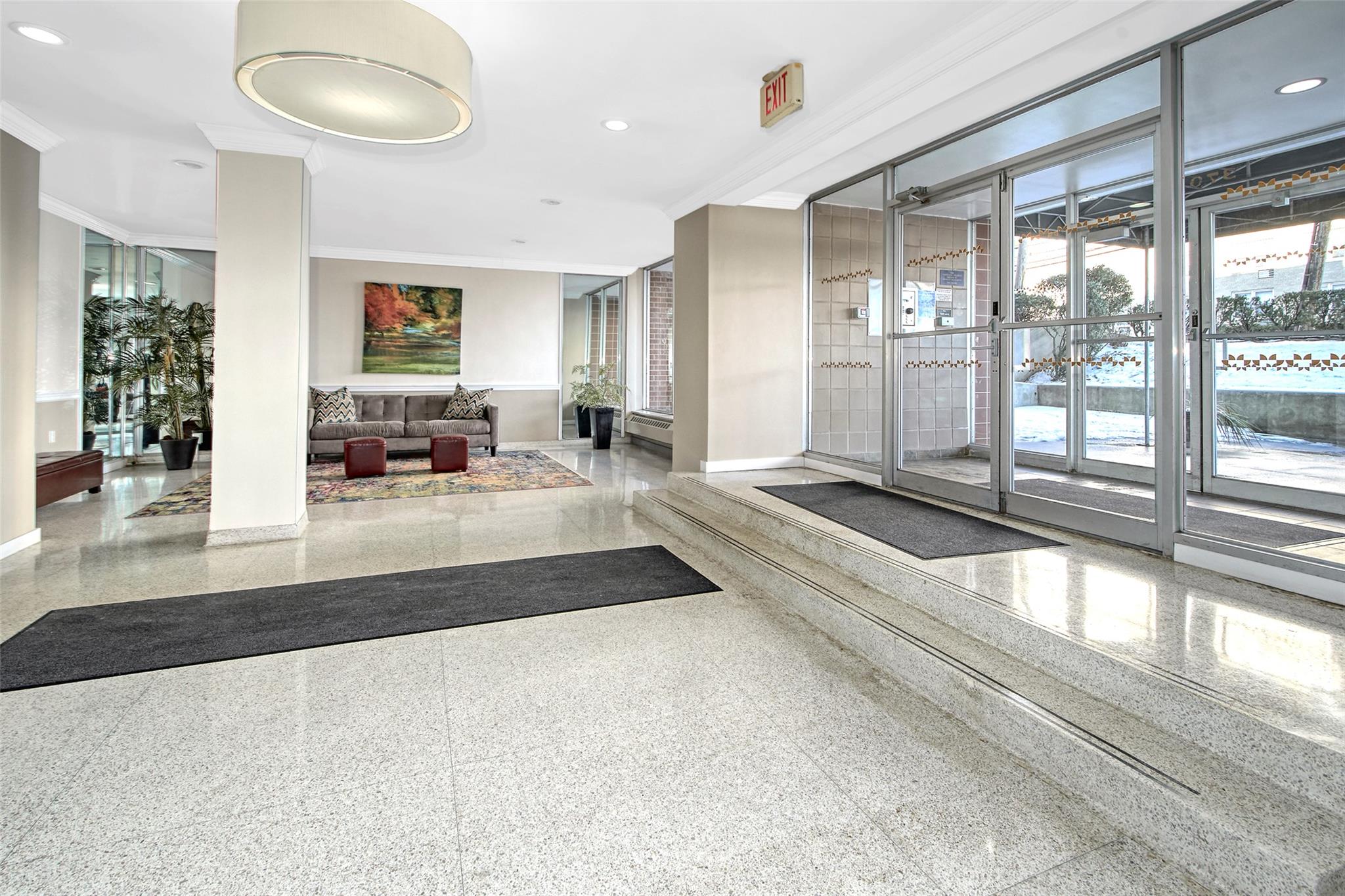 370 Westchester Avenue #6M, Port Chester, New York image 3