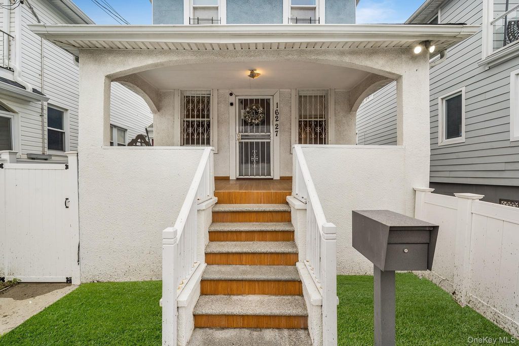 Photo of 162 Beach 27th Street, Far Rockaway, NY 11691 (MLS # 993605)