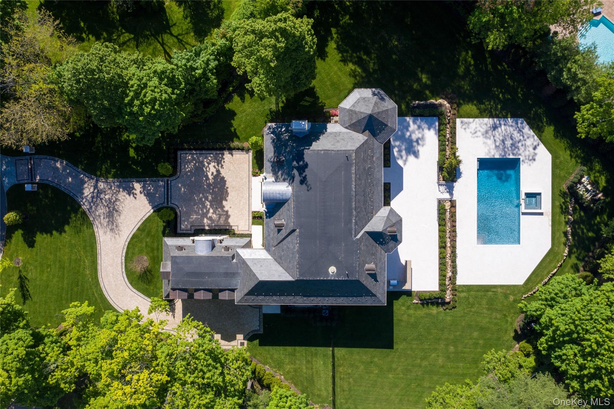 6 Foxwood Road