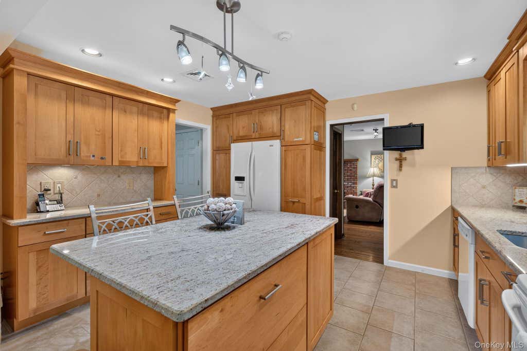 Photo of 45 Goldin Boulevard, Walden, NY 12586 (MLS # 1033371)