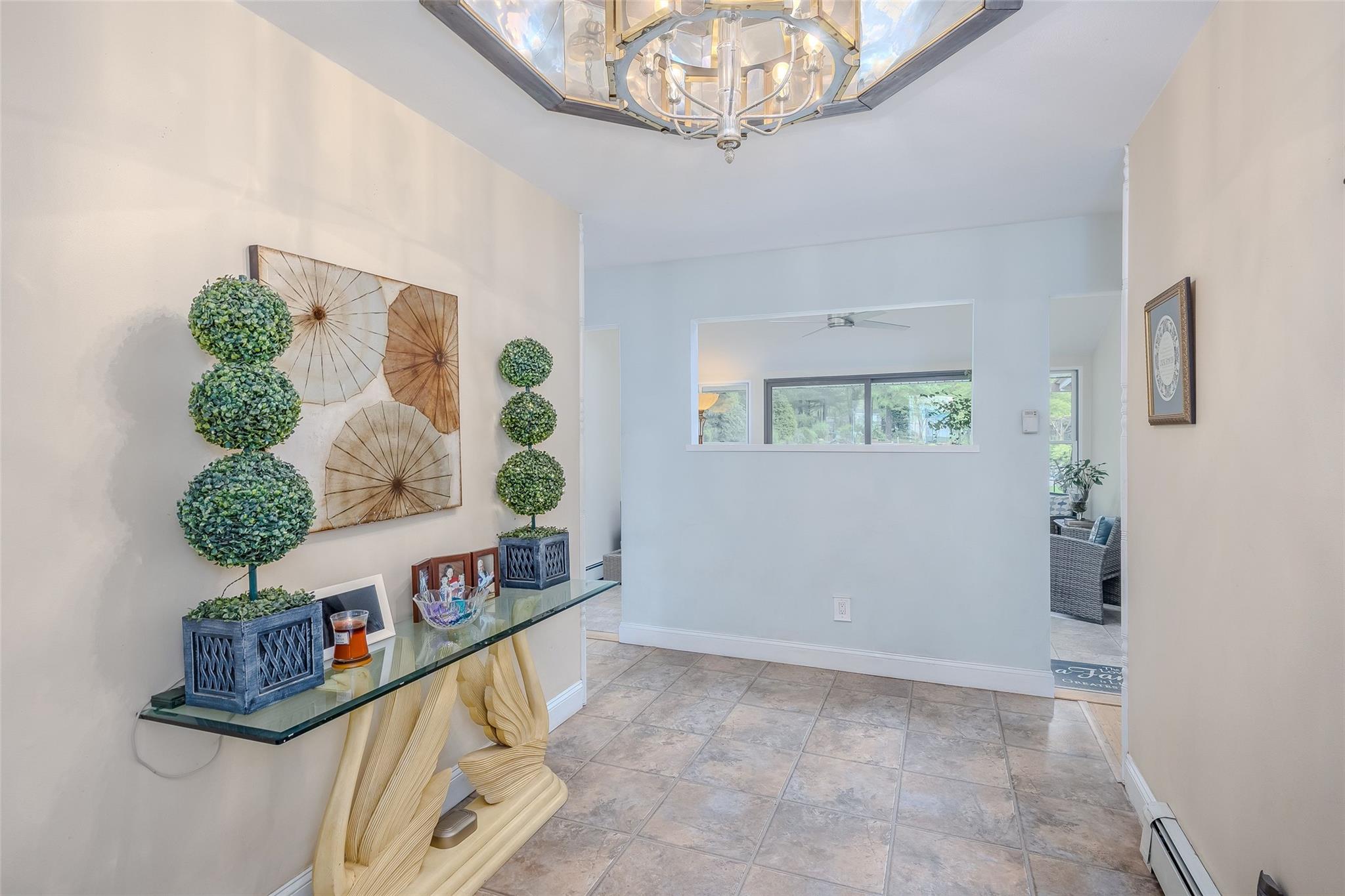 45 Broadview Drive, Commack, New York image 3