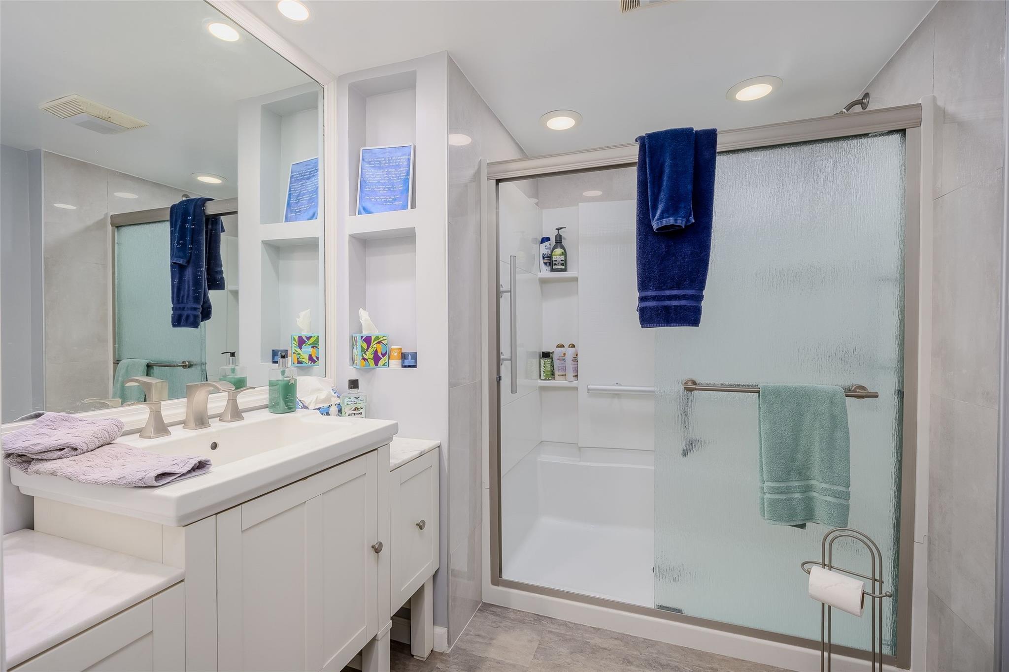 45 Broadview Drive, Commack, New York image 24