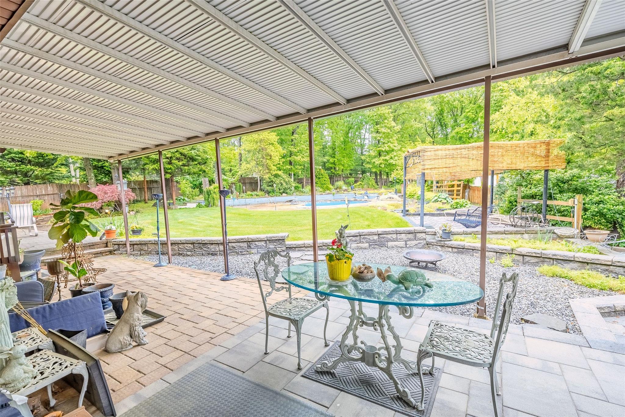 45 Broadview Drive, Commack, New York image 9