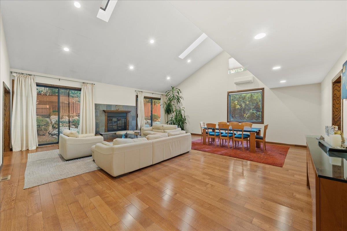 10 Morley Court