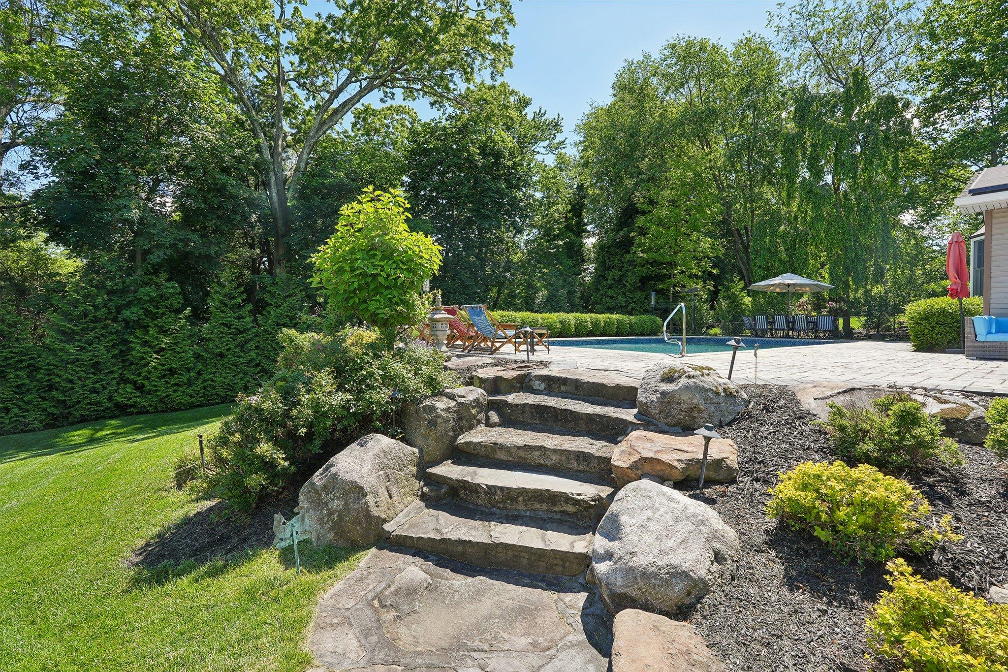 652 Andover Road, Valley Cottage, New York image 38