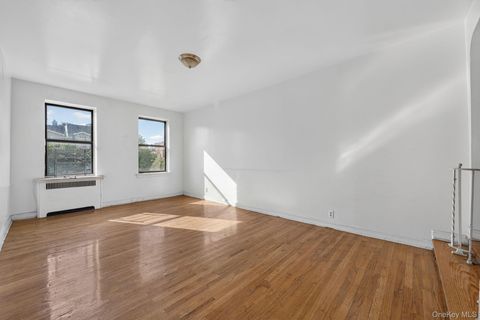 Homes For Sale - 1200 Woodycrest Avenue #2C<br/> Bronx County, Bronx, NY 10452
