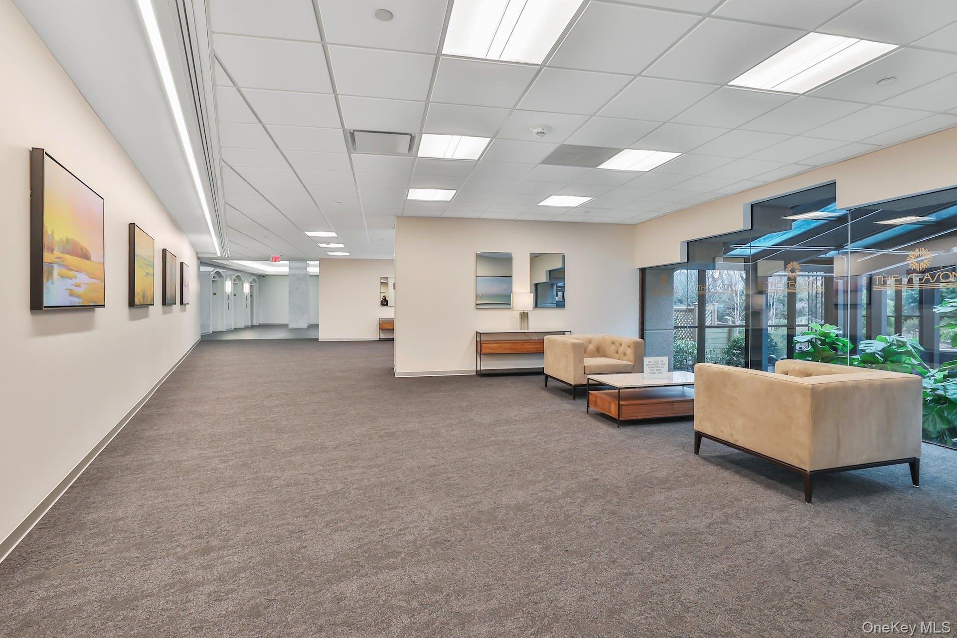 4 Martine Avenue 502