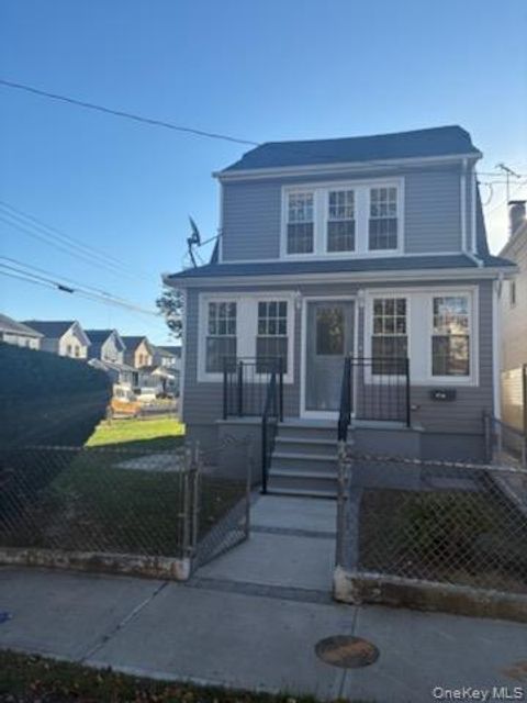 105-03 221st Street 3 Queens Village South NY 11429