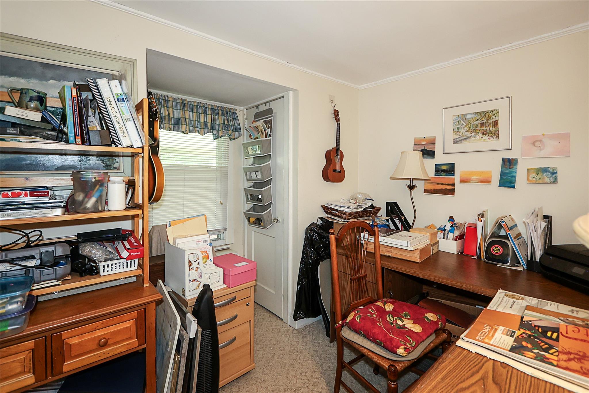 Glenwood Landing, New York 11547, United States, 6 Bedrooms Bedrooms, ,4 BathroomsBathrooms,Residential,Active,121921