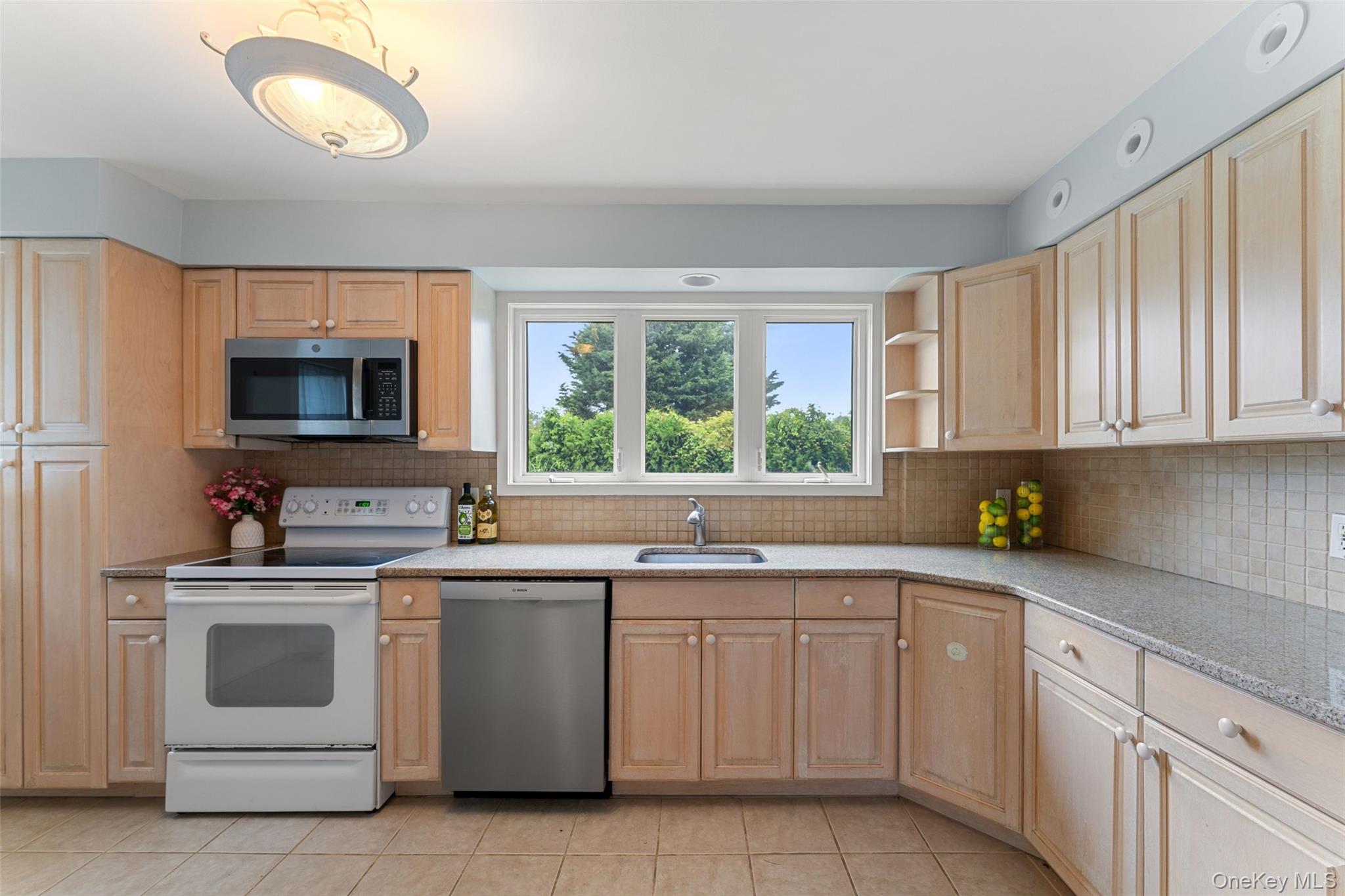 1408 Shelbourne Avenue